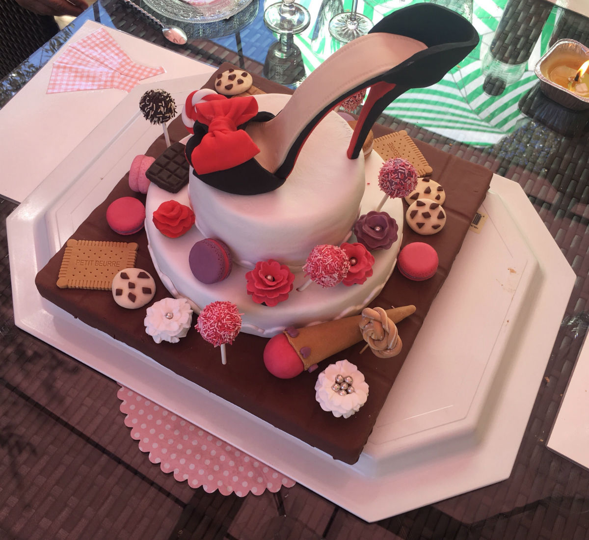 gateau anniversaire chaussure talon