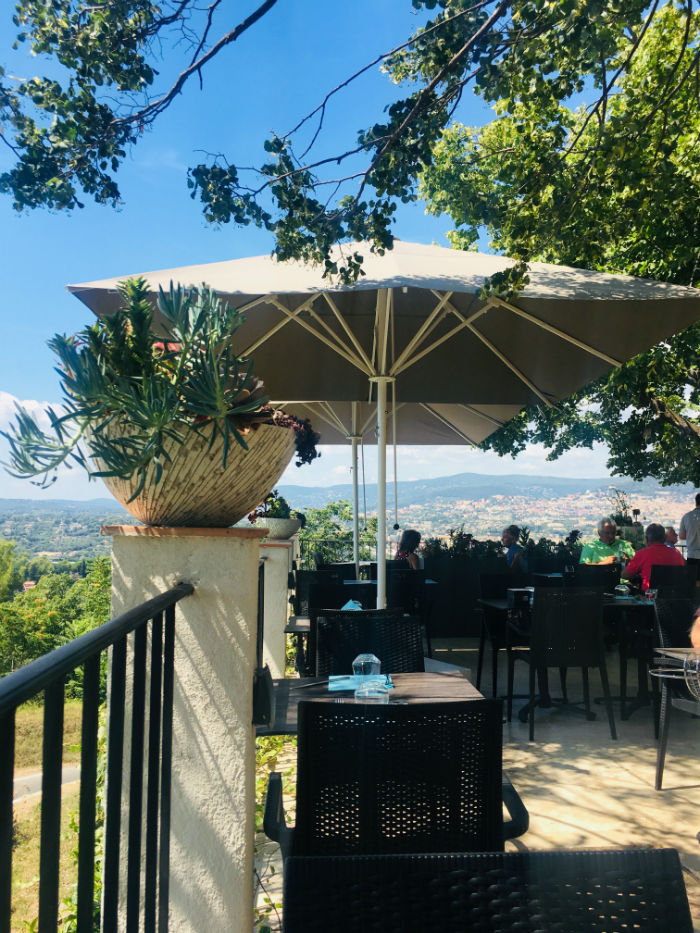 terrasse restaurant lougolin