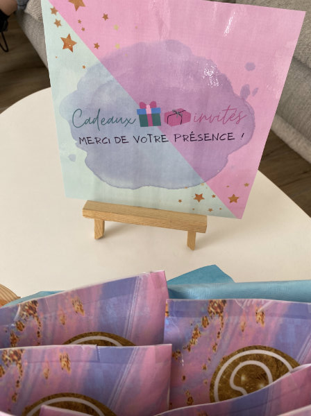 gender reveal party cadeau invite