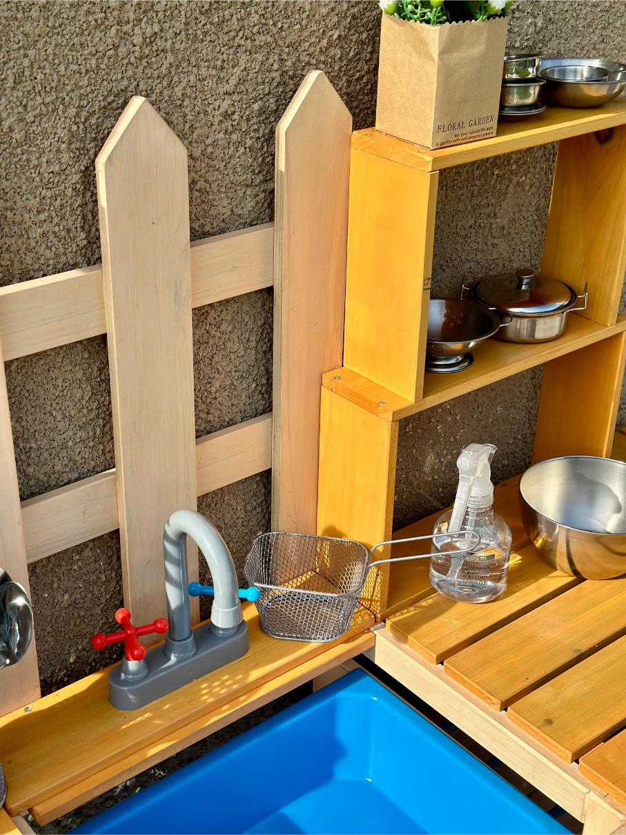 enfant mud kitchen palette