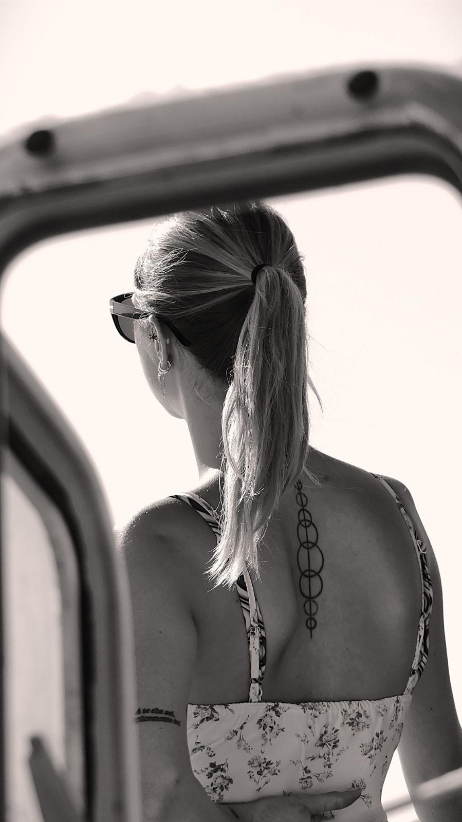 question detatouage femme
